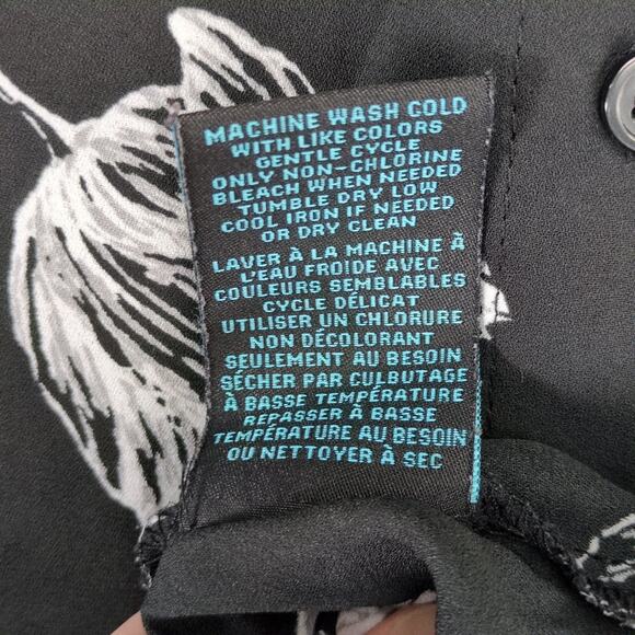 Faith & Zoe Women's Plus Size 2X Black White Floral Sheer Button Up Blouse Top - Picture 6 of 6